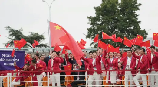 2024巴黎奥运会开幕式：塞纳河上的视觉盛宴，一场关于自由与和平的宣言